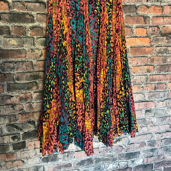 C CONCEPT - Multi-color Print A-Line Pleated Swing Midi Length Full Skirt - Picture 2 of 4